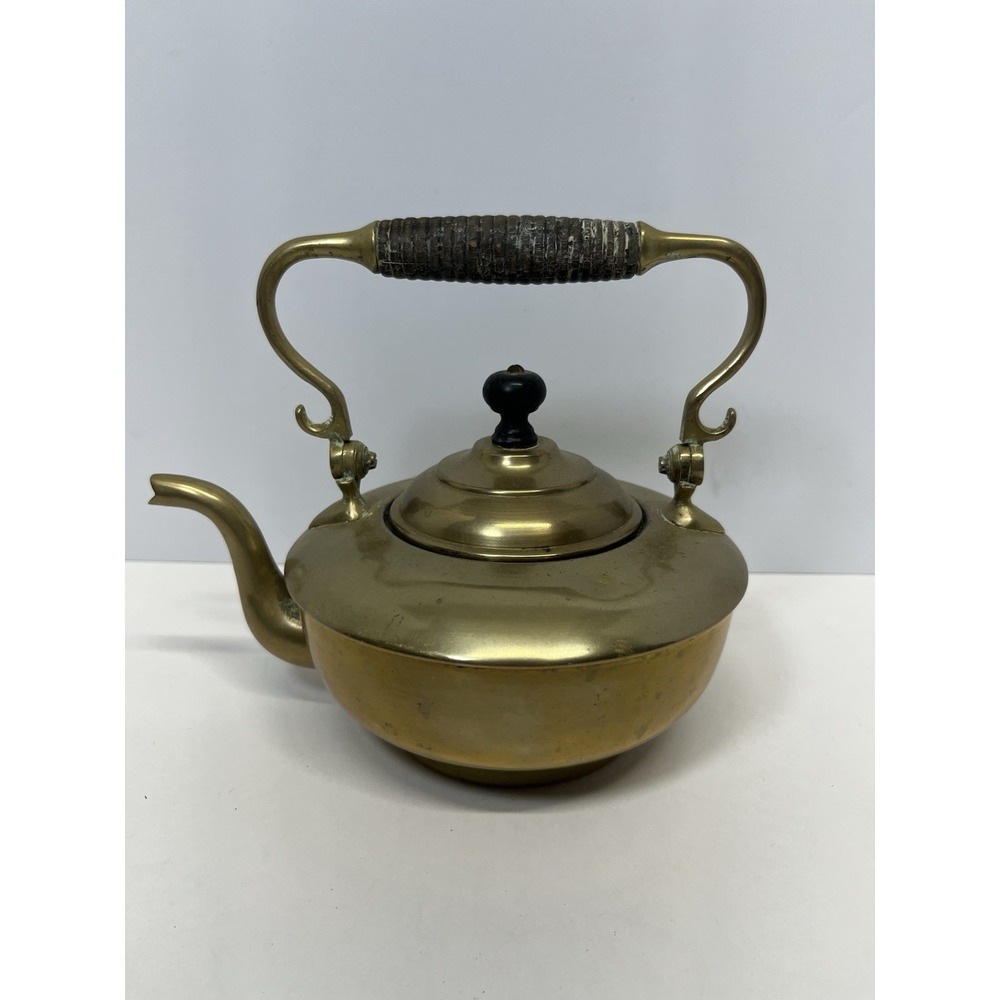 Antique English Brass Tea Kettle Teapot w/ Wooden Knob & Handle 6"